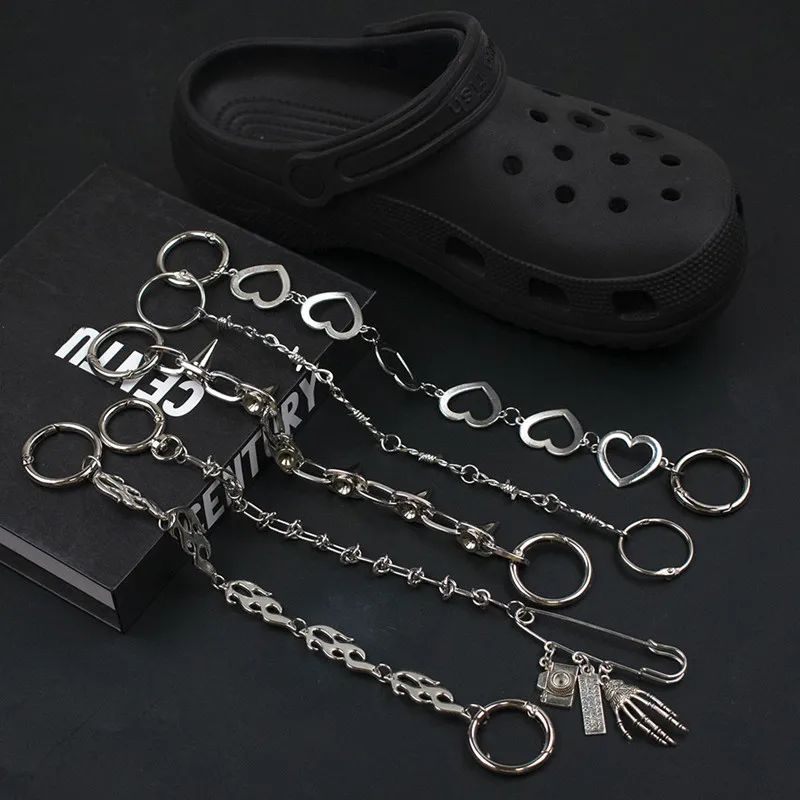 New Designer Shoe Charms Chain Fashion Gift Punk Pendant Metal Buckle Hip Hop Shoe Decoration Accessories For 2024 Hot