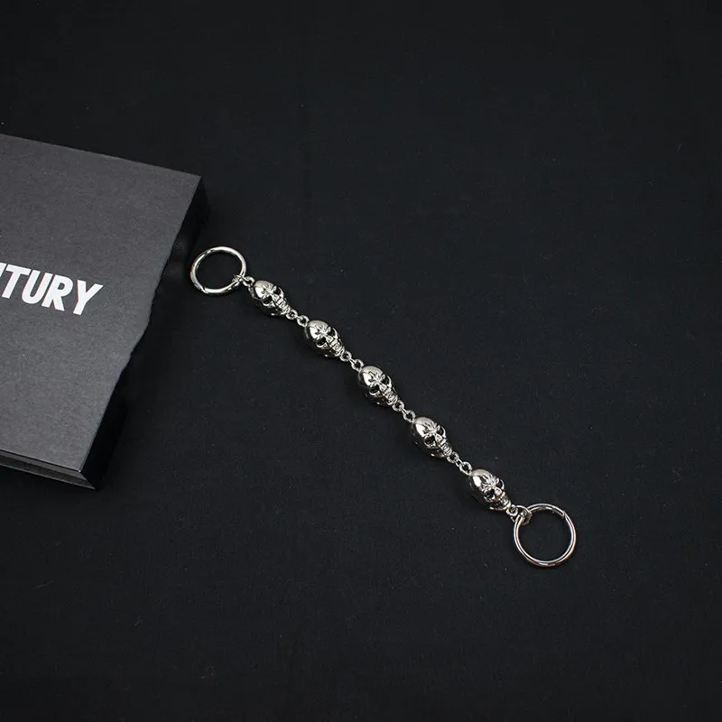 New Designer Shoe Charms Chain Fashion Gift Punk Pendant Metal Buckle Hip Hop Shoe Decoration Accessories For 2024 Hot