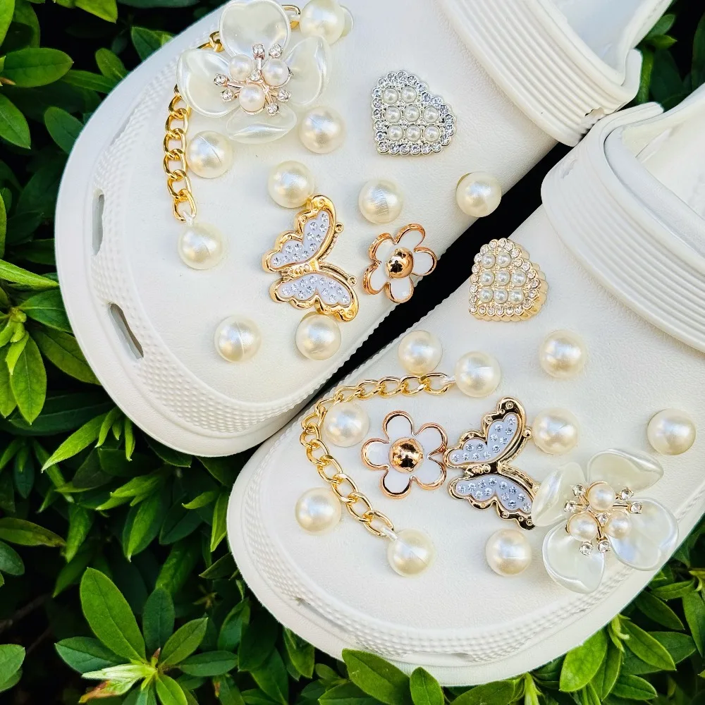 24PCS Summer Fashion Shoe Charms Set Accessories for Clogs Shoe Buckle Butterfly Pearl Flower Chain DIY Shoes Decorations