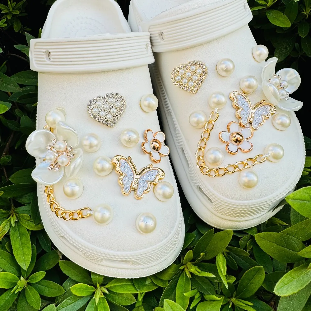 24PCS Summer Fashion Shoe Charms Set Accessories for Clogs Shoe Buckle Butterfly Pearl Flower Chain DIY Shoes Decorations