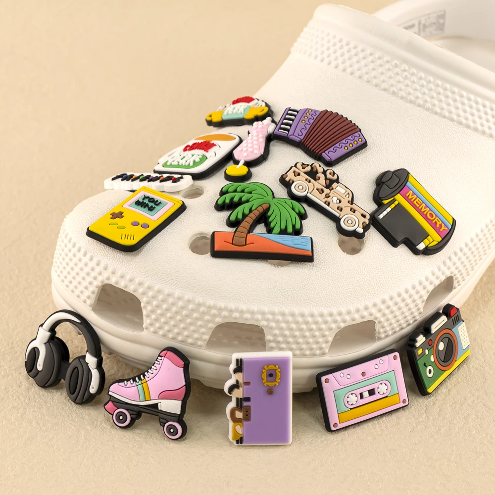 1/30pcs Vintage Vibe Shoe Charms Old School Shoe Decorations Y2K Pins for Girl Creative 80's 90's Sandal Accessories Clog Buckle