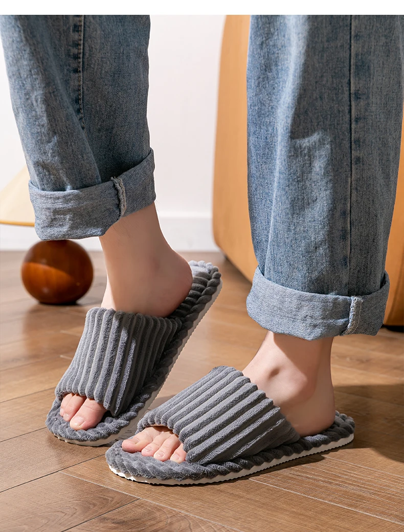 Men's Open Toed Slippers Autumn and Winter Indoor Anti Slip Breathable Bedroom Silent Couple's Home Shoes for Spring and Autumn