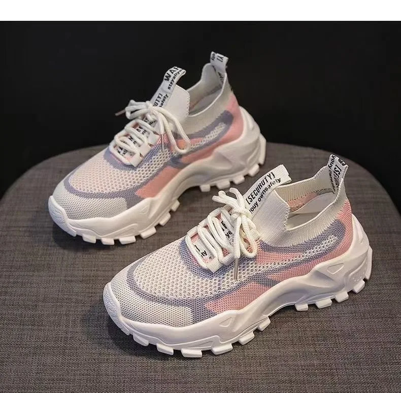 New Women's Casual Shoes Ultra Light Summer Breathable Fly Woven Mesh Shoes for Girls and Students Outdoor Running Sports Shoes