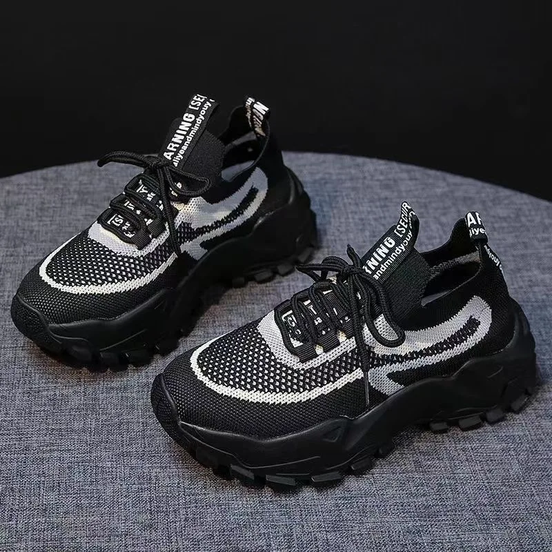 New Women's Casual Shoes Ultra Light Summer Breathable Fly Woven Mesh Shoes for Girls and Students Outdoor Running Sports Shoes