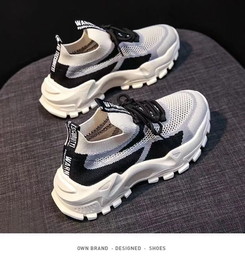 New Women's Casual Shoes Ultra Light Summer Breathable Fly Woven Mesh Shoes for Girls and Students Outdoor Running Sports Shoes