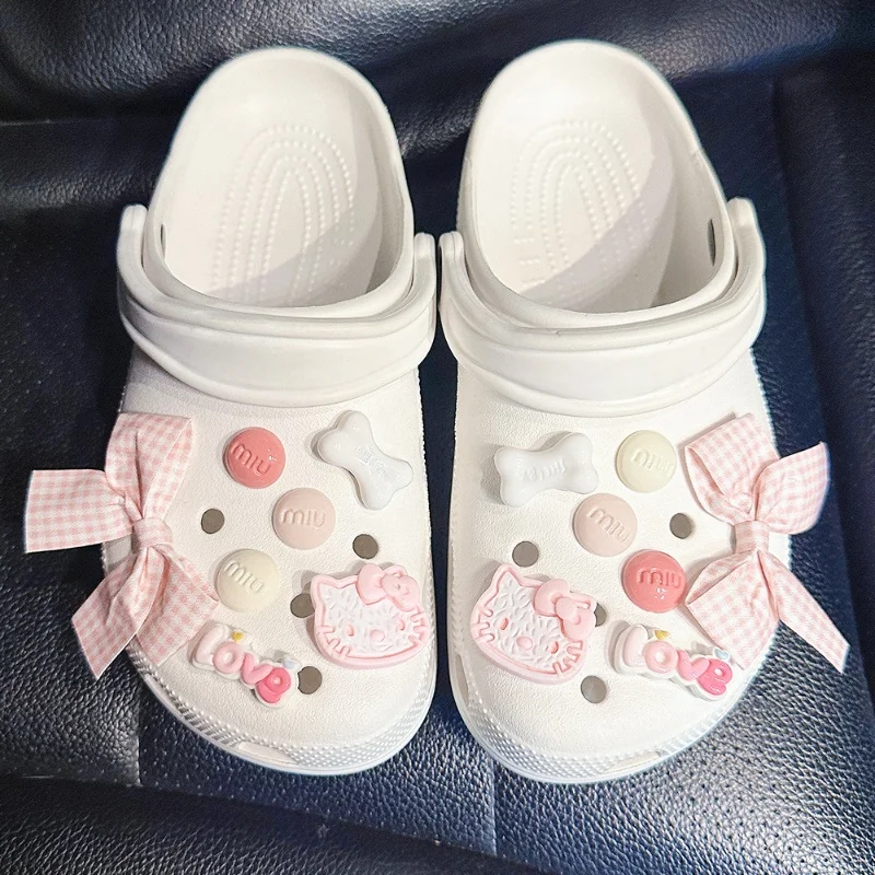 Mesuca Pink Series Hello Kitty Shoe Charms Set Kawaii Resin Decoration Accessories Removable Shoes Accessories Xmas Party Gifts