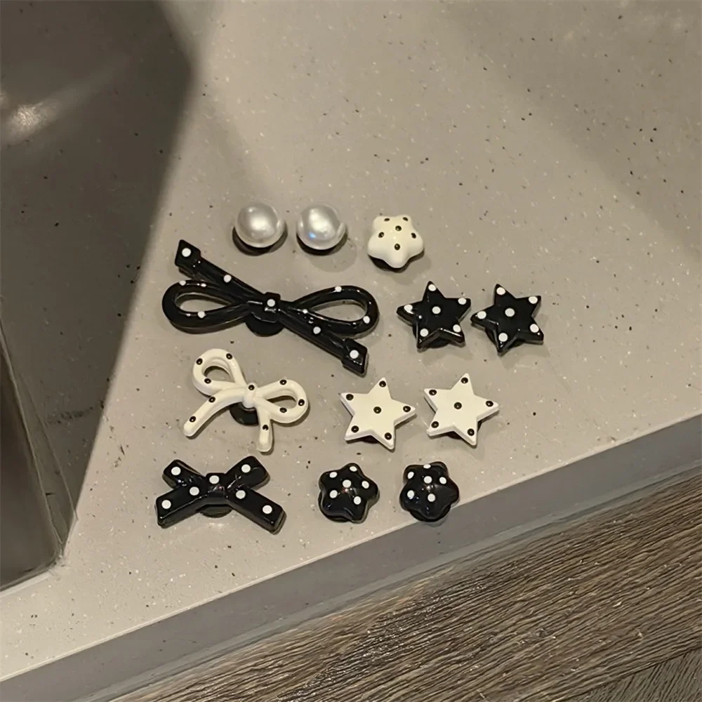 New 1Set Black White Dot Shoe Charms Set DIY Bow Star Pearl Shoe Decorations Silver Advanced Detachable Buckle Shoes Accessories