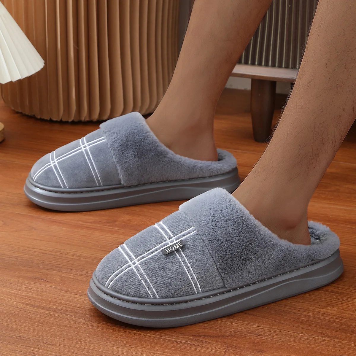 Men's Extra Large Winter Slippers Non-Slip Plush Home Shoes Warm Thick Sole Cotton Slippers for Indoor Use