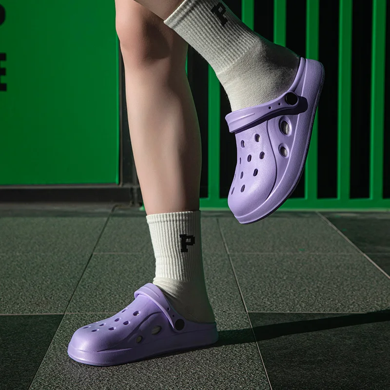 Summer Hollow Out Closed Toe Non-slip Slippers Soft Bottom Clogs Sandals Women Men Lightweight Outdoor Thick-soled Garden Shoes