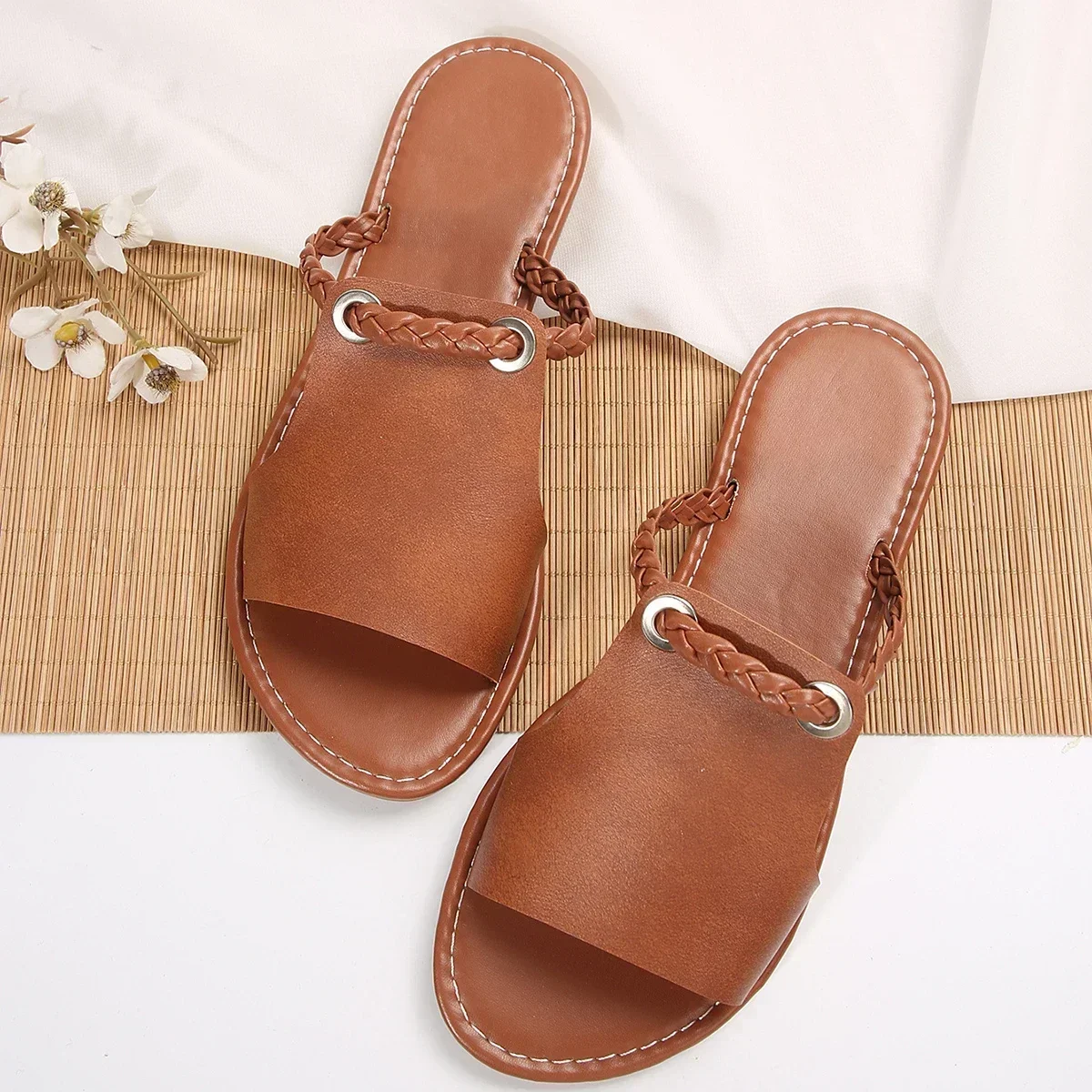 Women Flat Casual Slippers Summer 2024 New Woman Fashion Dress Sandals Beach Bohemian Shoes Femme Home Slides