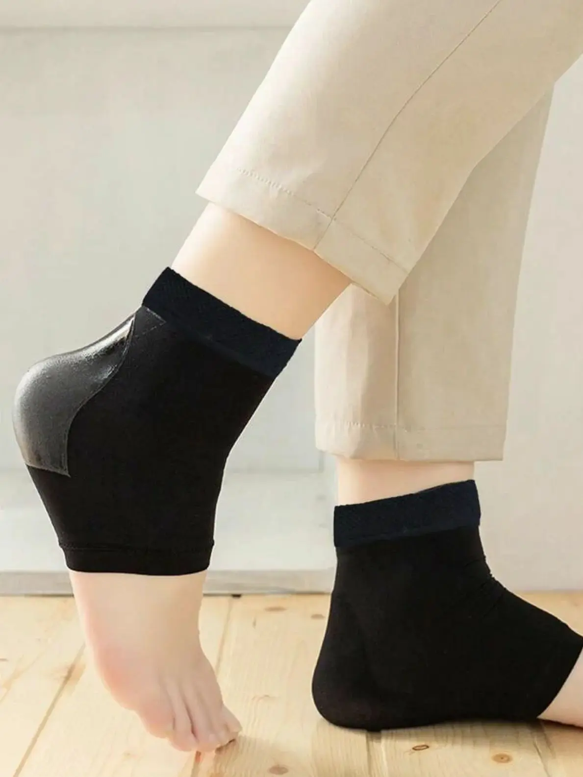 3 Pairs Black Moisturizing Socks for Men & Women, Cracked Heels Care, Silicone Heel Protector, Foot Care, Anti-Crack Socks