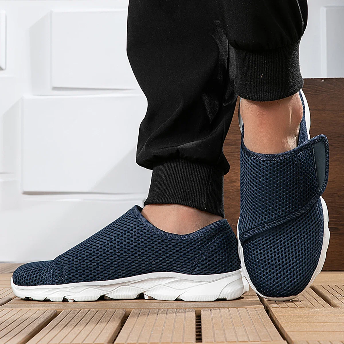 New Casual Orthopedics Wide Feet Swollen Shoes Thumb Eversion Adjusting Soft Comfortable Diabetic Shoe Walking Shoes
