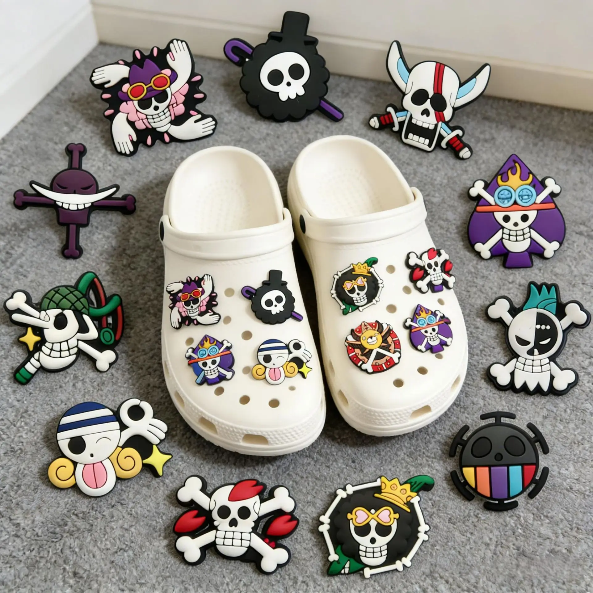 16Pcs Cartoon Pirate Skull PVC Shoe Charms Set Waterproof Detachable Garden Shoe Decor Anime Pattern DIY Accessories