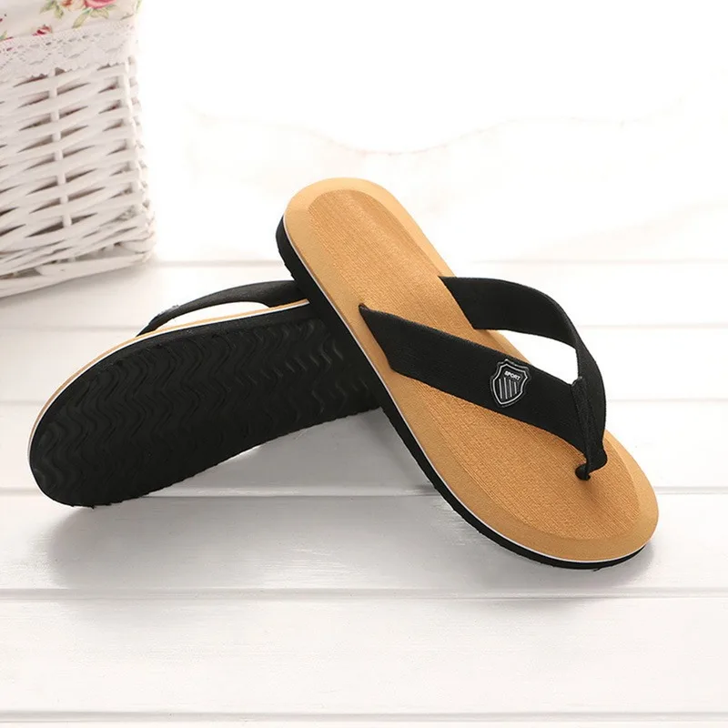 2025 Summer New Men's Flip Flops Indoor Outdoor Beach Sandals Thick Soft Sole Bathroom Slides Shoes Man Non-slip Home Slippers