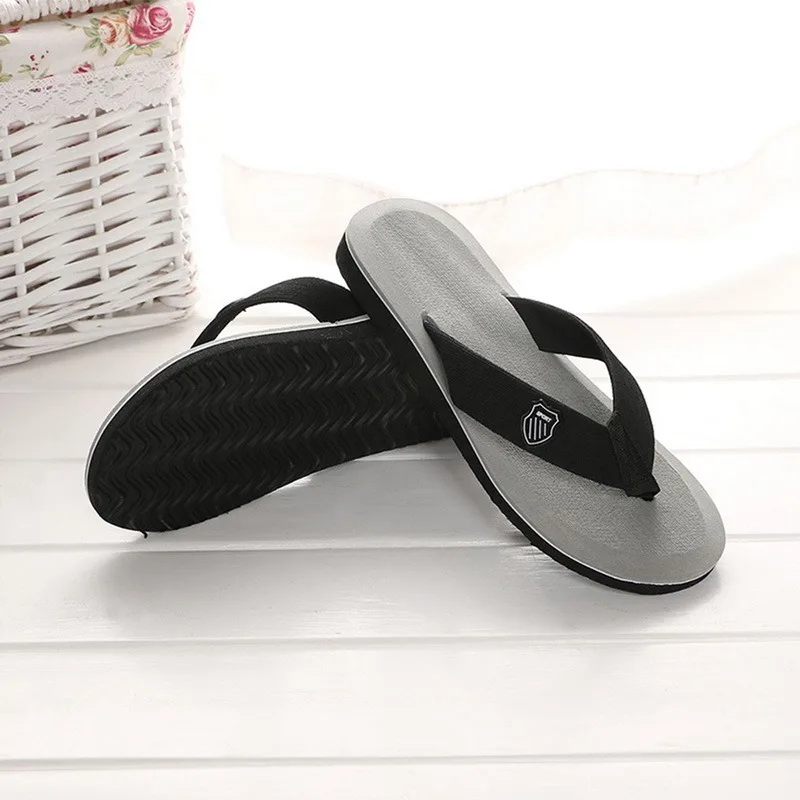2025 Summer New Men's Flip Flops Indoor Outdoor Beach Sandals Thick Soft Sole Bathroom Slides Shoes Man Non-slip Home Slippers
