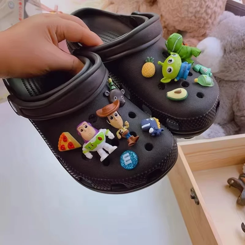 [Playful Design]Disney Toy Story Character Shoe Charms Set Fashionable Diy Detachable Shoe Buckle Decorations Xmas Gifts