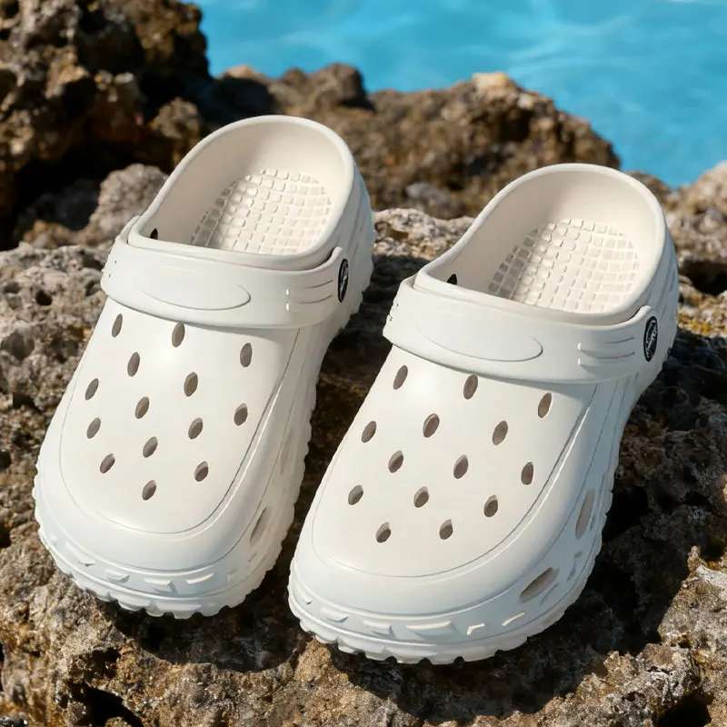 Women Hot Sale EVA Soft Sole Clogs Summer Outdoor Beach Water Shoes Quick Dry Non Slip Casual Men Couple Universal Sandals