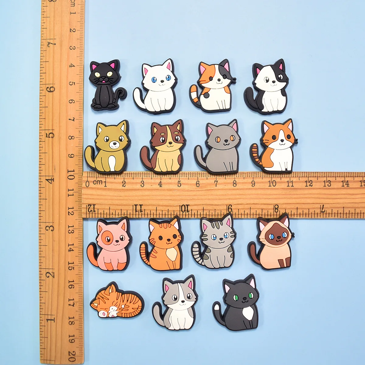 15Pcs Set PVC Soft Rubber Cute Cat Shoe Charms DIY Removable Shoe Buckles Detachable For Hole Clogs Sandals Sneaker Accessories