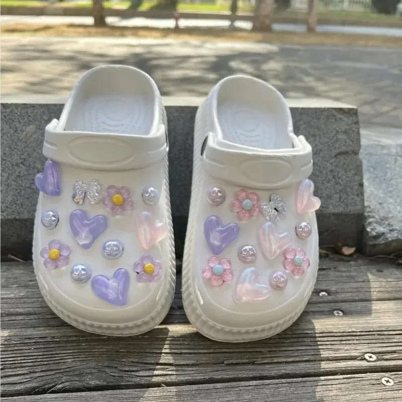 Hot Sale Fashion Sweet Cute Girly Hole Shoe Charms Designer Elegant Vintage Pearl Shoe Jewelry All-match Flower Shoe Accessories