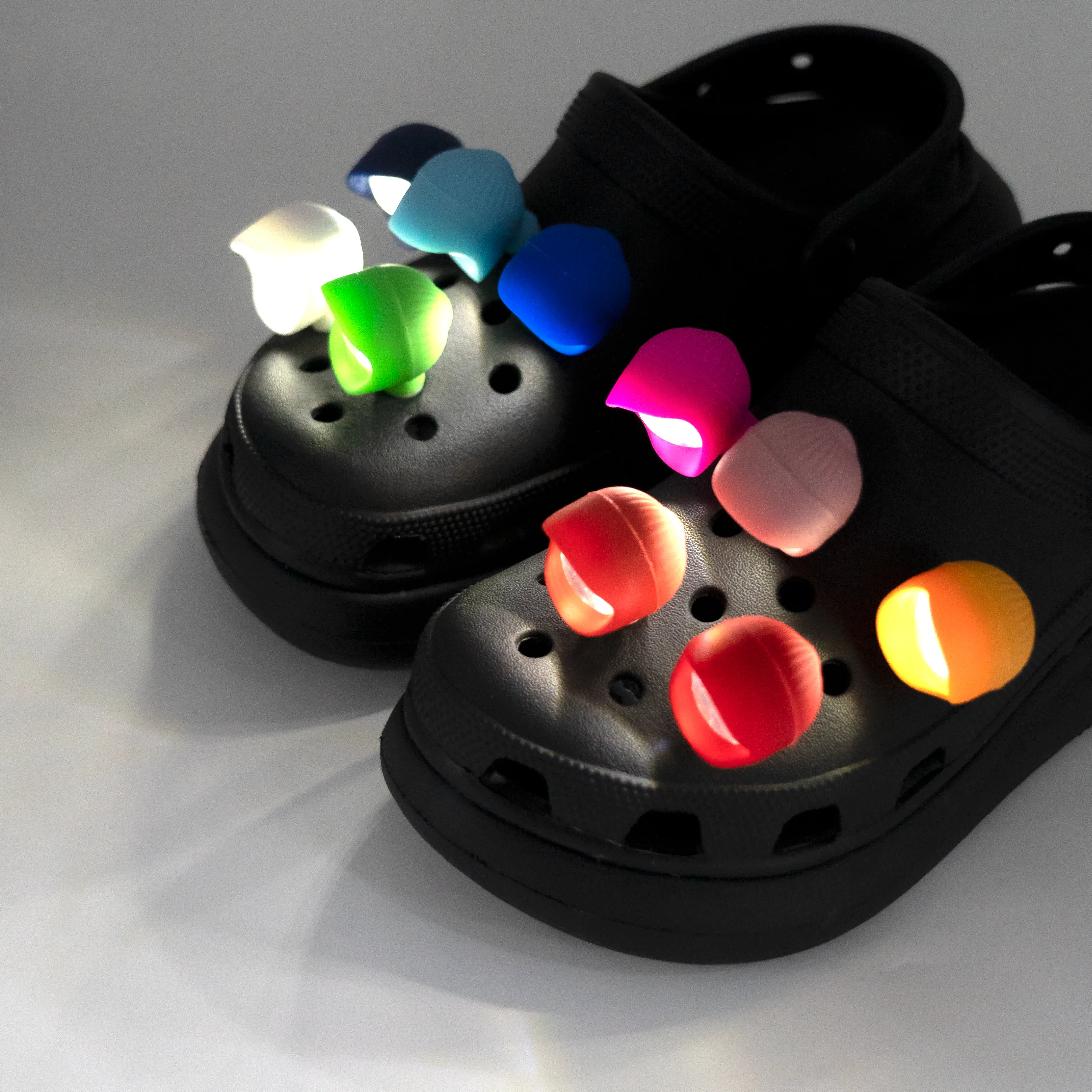 1/12PCS LED Lights Shoe Charms 3 Flashing Modes 12 Colors Luminous Shoe Accessories Pins for Fashion Women Men Growing Shoe Gift