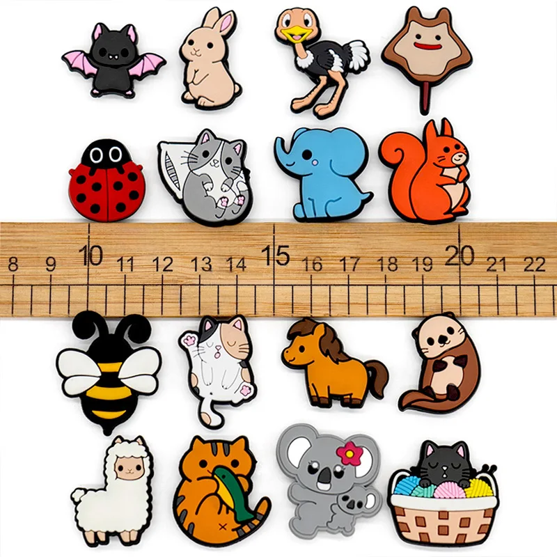 1/25pcs Cute Animal Shoe Charms Funny Cat Pig Panda Shoe Decorations Accessories Koala Ladybug Clog Jeans for Kids