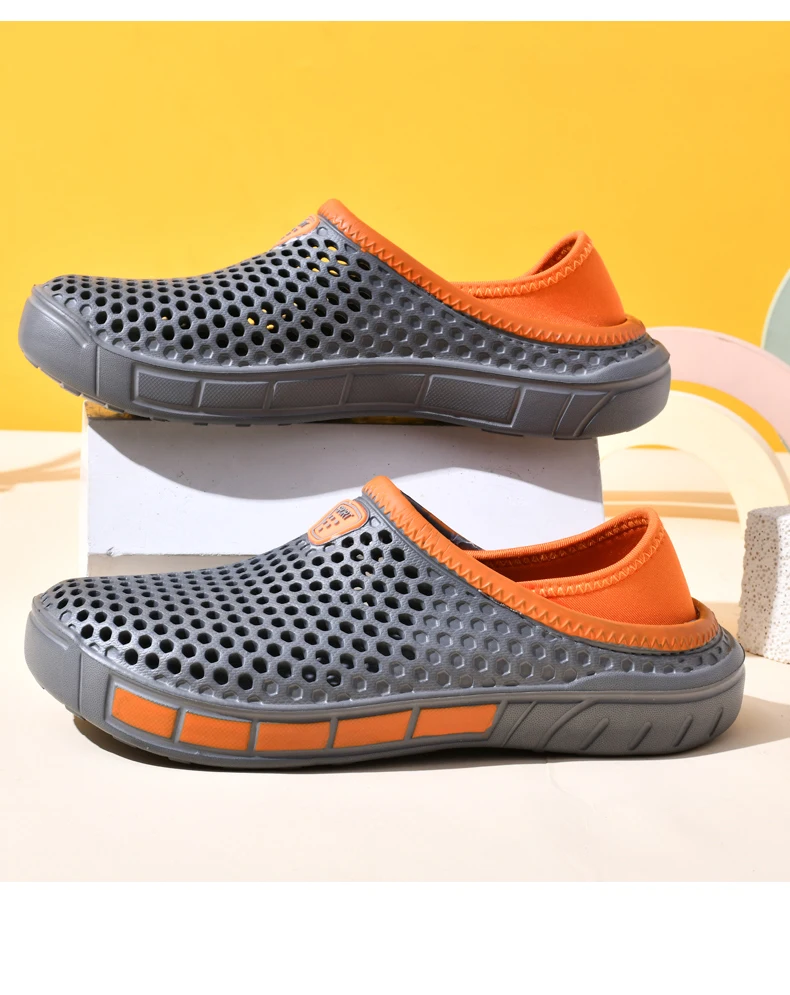 Men's lightweight casual slip-on sandals, non-slip indoor and outdoor beach clogs, simple solid color slip-on shoes