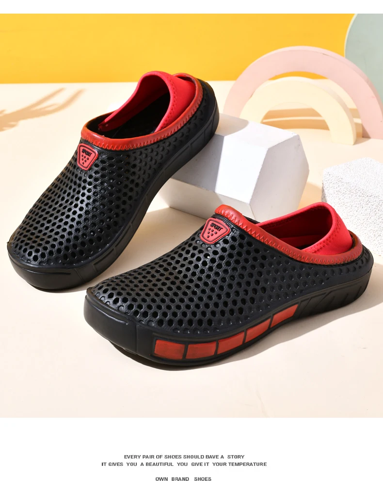 Men's lightweight casual slip-on sandals, non-slip indoor and outdoor beach clogs, simple solid color slip-on shoes