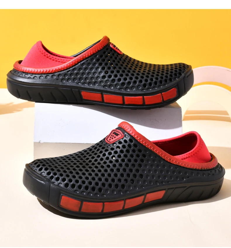 Men's lightweight casual slip-on sandals, non-slip indoor and outdoor beach clogs, simple solid color slip-on shoes
