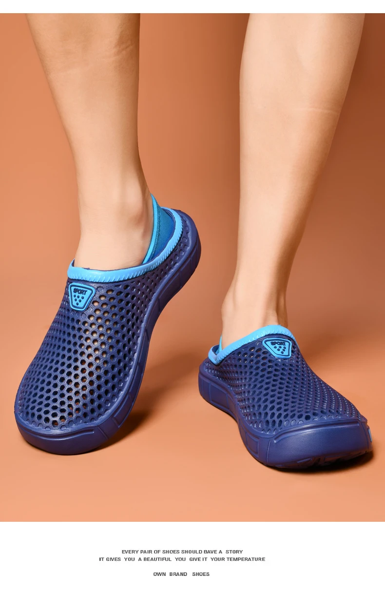 Men's lightweight casual slip-on sandals, non-slip indoor and outdoor beach clogs, simple solid color slip-on shoes