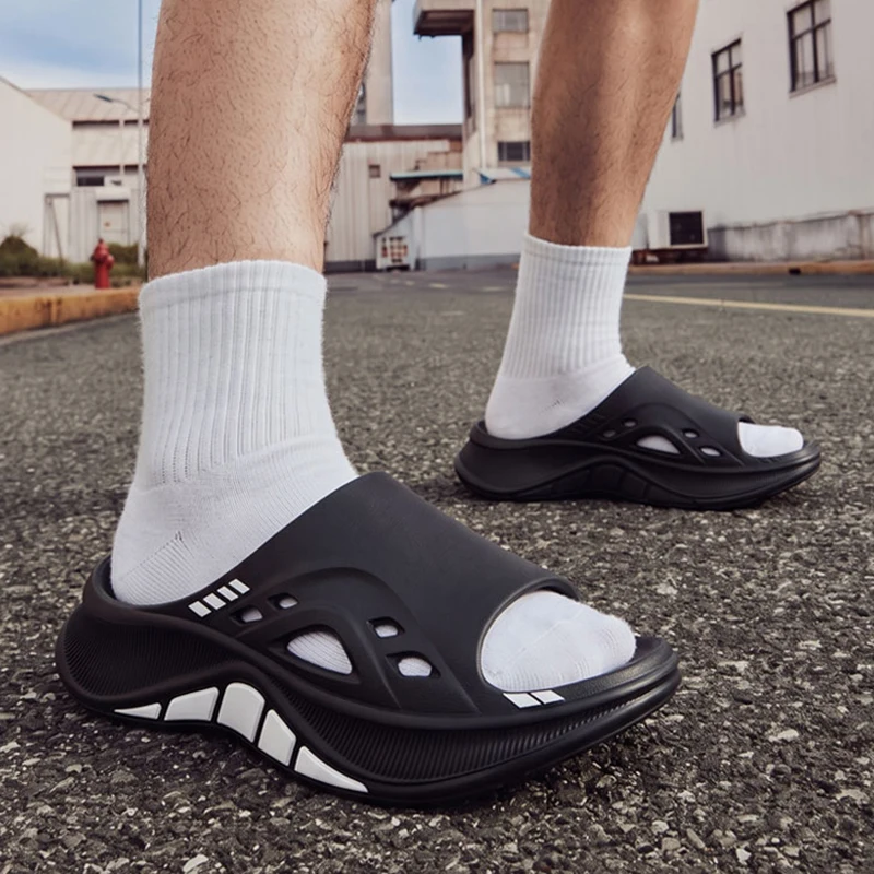Striped Thick Bottom Sport Sandals Men Fashion Design Hollow Out Non Slip Eva Slippers Men Comfortable Soft Sole Beach Flip Flop