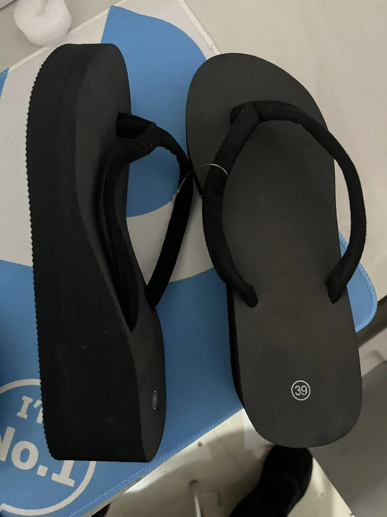 Women's Wedge Heel Flip-flops Summer Shoes Slippers 5CM Beach Home Slippers Women's Flip-flops Foam Slippers