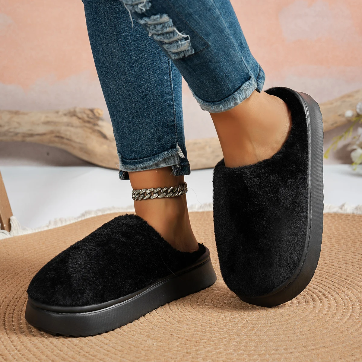Women's Versatile Casual Flat-Soled Comfortable Warm Indoor and Outdoor Closed-Toe Thick-Soled Slippers for Autumn and Winter