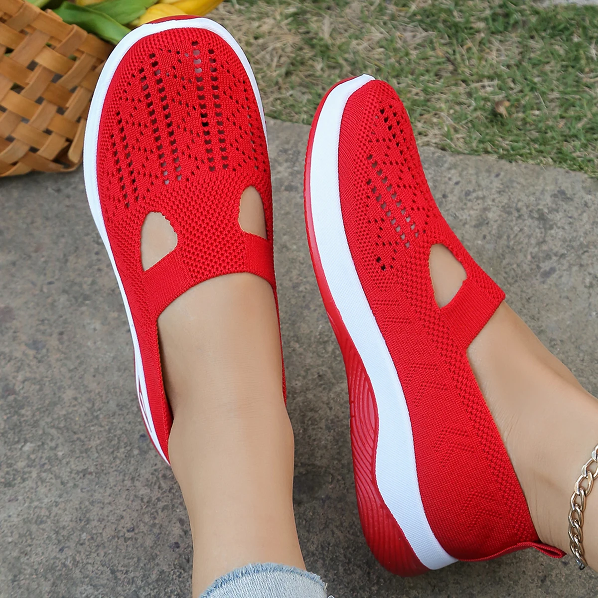 Women's shoes, women's sports shoes, summer flying woven mesh soft sole breathable sports shoes