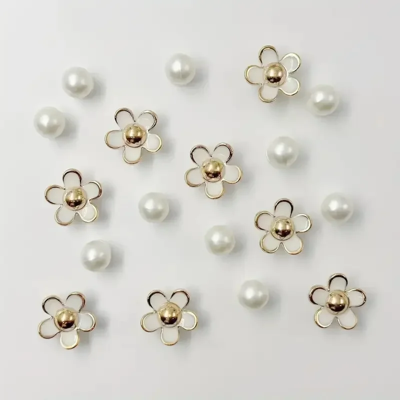3D Cute Daisy Pearl Shoe Charms Set for Slide Sandals Garden Shoes DIY Clogs Decoration Shoe Buckle Pins Shoe Decoration Gifts