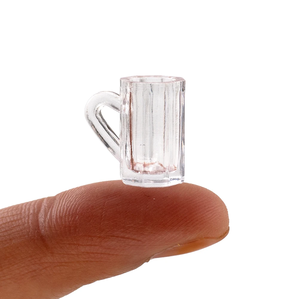 4Pcs 1/12 Doll House Miniature Resin Wine Glass Simulation Goblet Model Toys for Mini Decoration Dollhouse Accessories