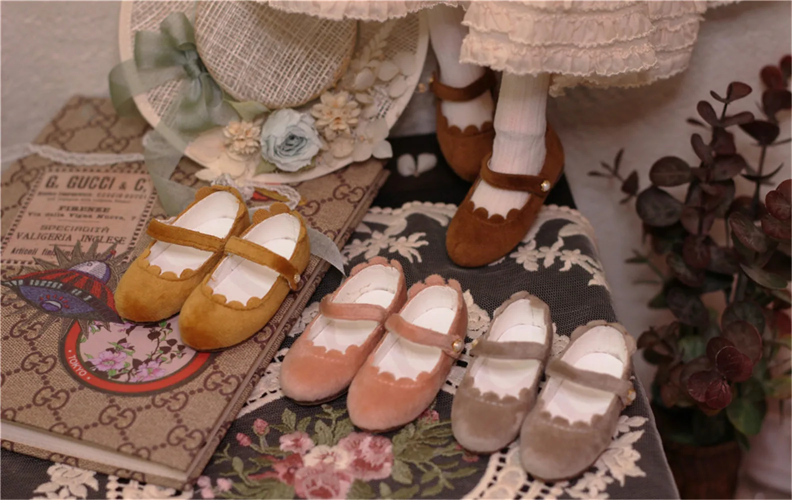 BJD Doll Shoes In Stock Girls Round Toe Soft Stain Elegant Daily Flat-Soled Pink Blue Lacy Single Buckle BJD Doll Accessories