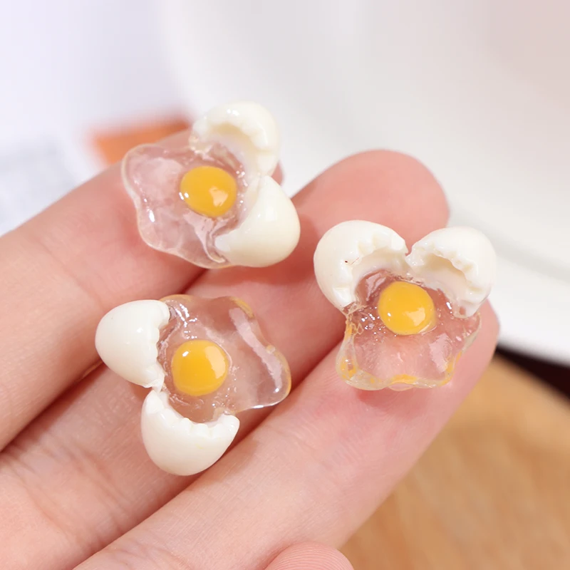 5pcs/lot 1:12 Scale Dollhouse Miniature Mini Broken Egg Model DIY Kitchen Egg Food Diy Resin Toys Accessories