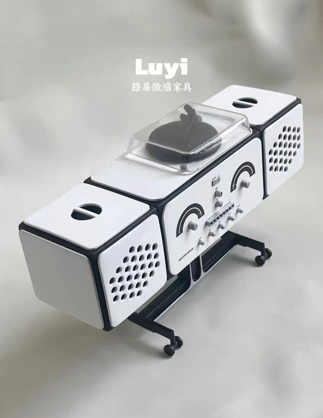 1/6 DollHouse Decoration Miniature Furniture Retro Court Sofa Floor Clock French Table Chair Baroque Piano Decoration Diy Gift