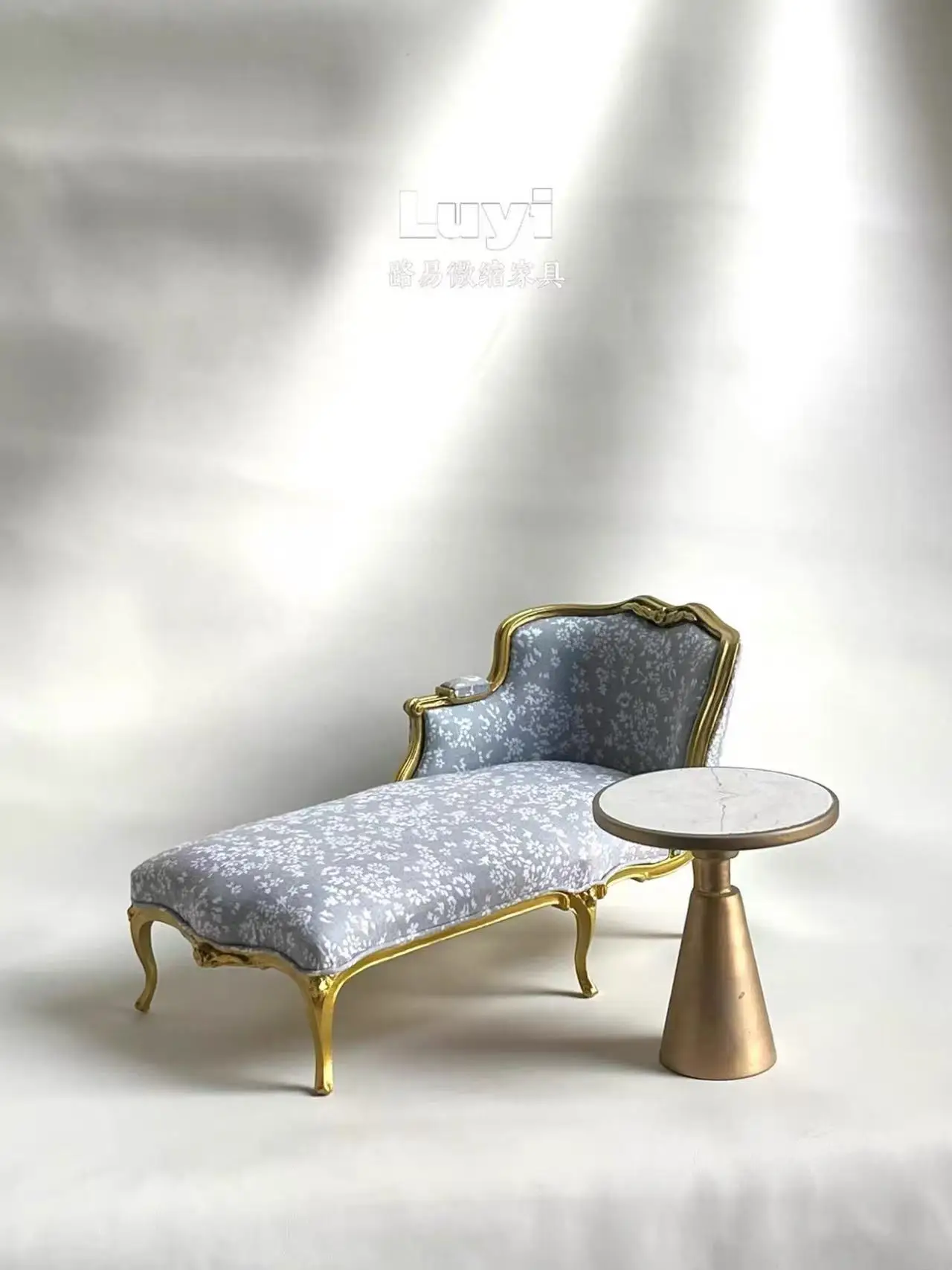 1/6 DollHouse Decoration Miniature Furniture Retro Court Sofa Floor Clock French Table Chair Baroque Piano Decoration Diy Gift
