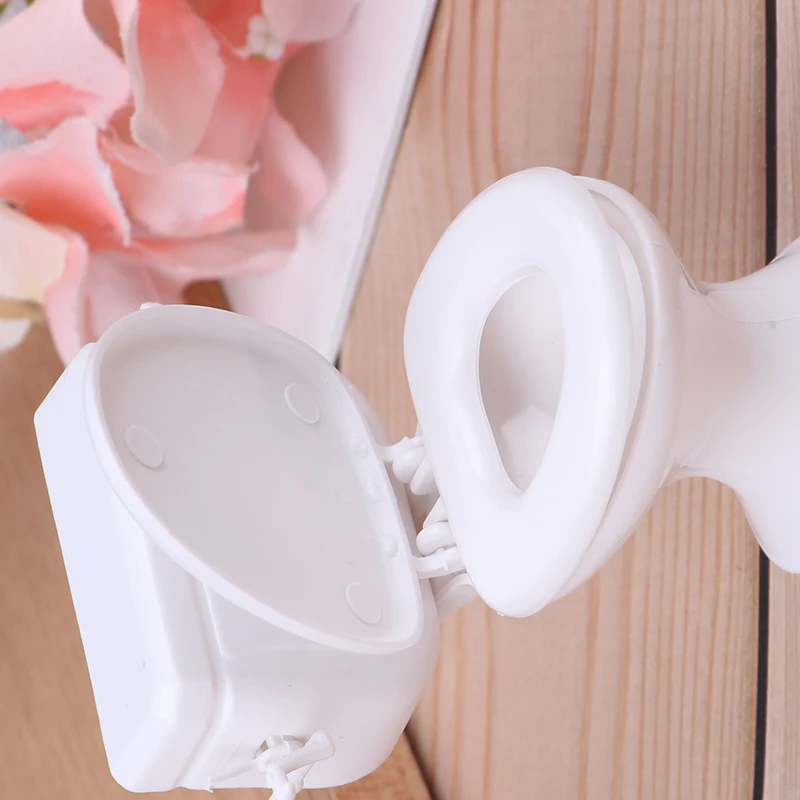 1PC Dollhouse Furniture Vintage Bathroom Modeling White Toilet Doll House Miniature Baby Pretend Toys Dolls Accessories Gift