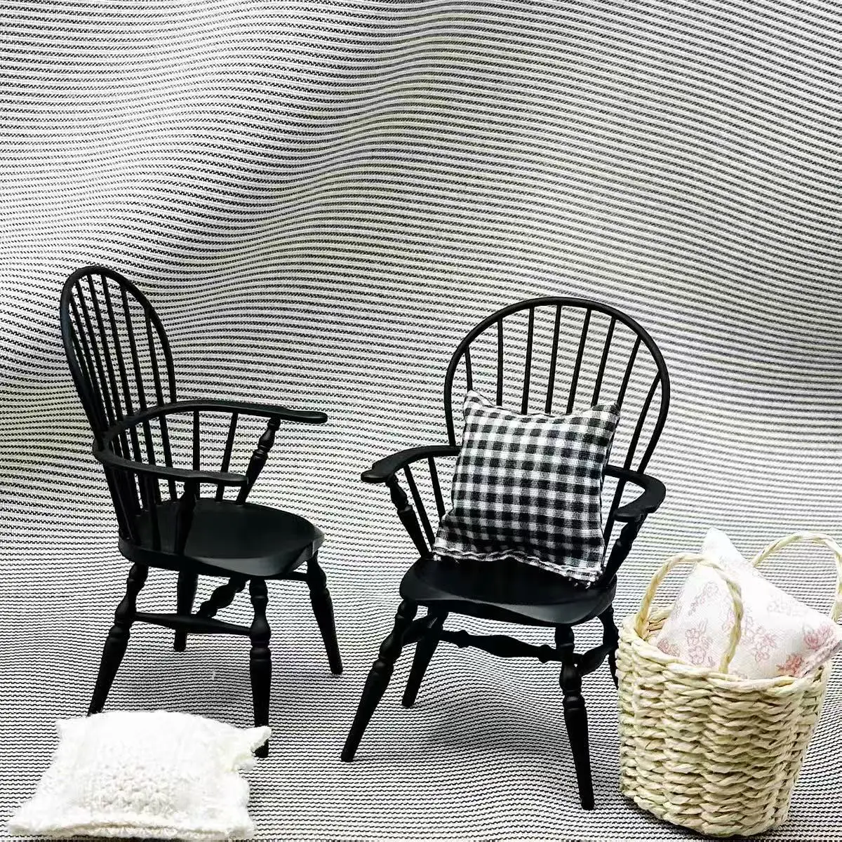1:12 Dollhouse European Furniture Decorative Miniatures Scene Mini Chair New Diy Miniature Dollhouse Accessories