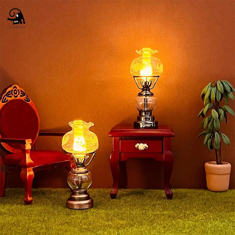 1:12 Dollhouse Miniature Retro LED Lamp Candlestick Light Desk Lamp Home Lighting Model Furniture Decor Toy Doll House
