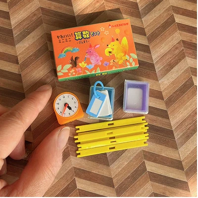 DollHouse Wooden Oil Paint Box Color Pencil Crayon Model Set Utility Knife Glue Stapler Origami Math School Accessories Bjd Doll