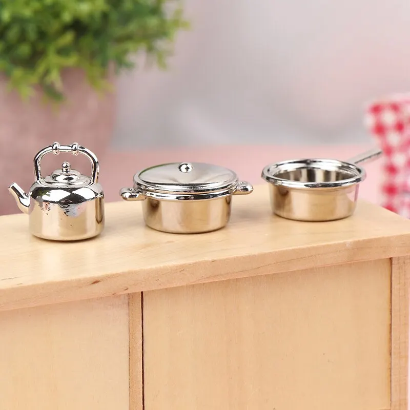 4Pcs or 6 Pcs 1:12 Dollhouse Miniature Metal Mini Pot Set Doll House Kitchen Furnitures Cookware Pans Food Toys Set DIY Scene