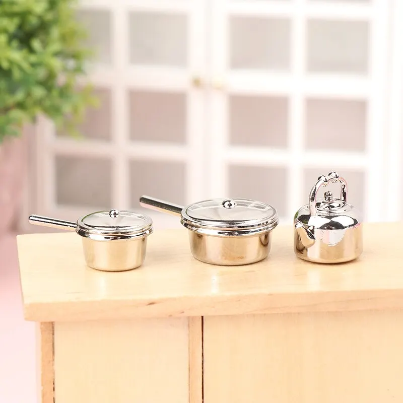 4Pcs or 6 Pcs 1:12 Dollhouse Miniature Metal Mini Pot Set Doll House Kitchen Furnitures Cookware Pans Food Toys Set DIY Scene