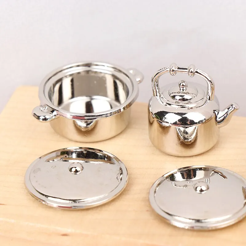 4Pcs or 6 Pcs 1:12 Dollhouse Miniature Metal Mini Pot Set Doll House Kitchen Furnitures Cookware Pans Food Toys Set DIY Scene