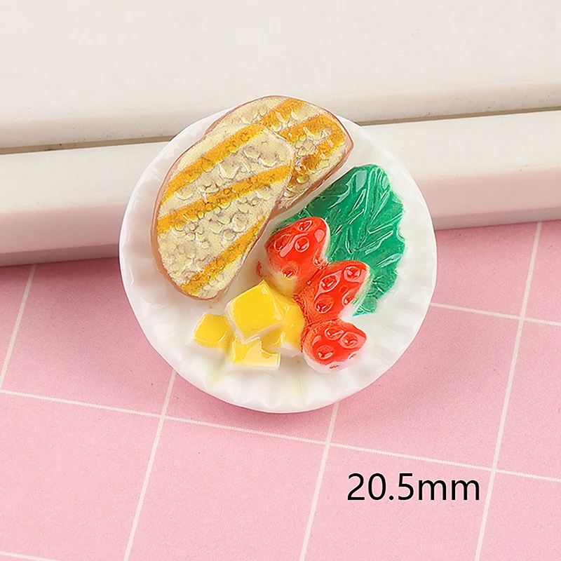 6pcs Dollhouse Kitchen Accessories Mini food toys props model 1:12 doll house accessories mini cake Dim sum tray supermarket toy