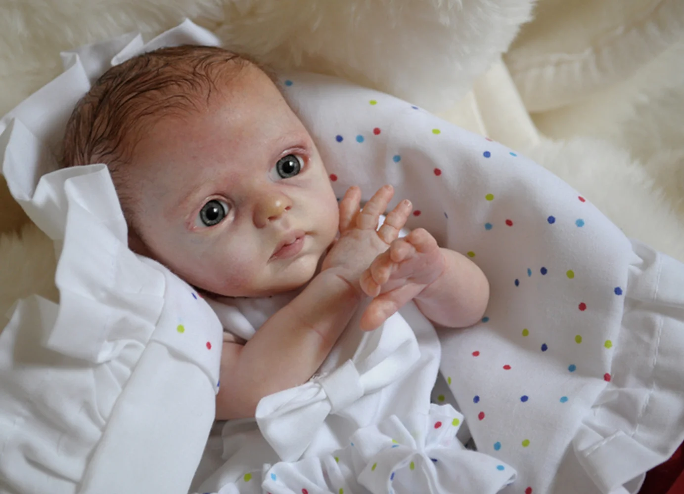 10inch Reborn Kit Mini Doll Nessa Handy Doll DIY Blank Doll Parts with Soft Cloth Body Unpainted Reborn Doll Kit