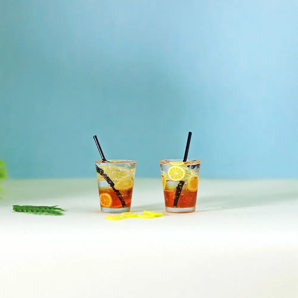 1Pc 1:12 Dollhouse Miniature Food Juice Fruit Goblet Drinks Bottles Model For Blyth Dolls House Kitchen Food Miniture Toys