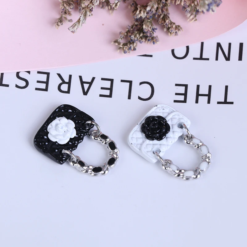 Fashion Leather Miniature Bag For 1/6 1/12 BJD Doll Clothes Accessories Dollhouse Mini Metal Chain Bag Purse Shopping Handbag